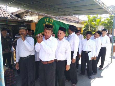 Prosesi Pamit Jenazah Alm. Bapak Mangku Sugito Mantan Dukuh Banyakan  II